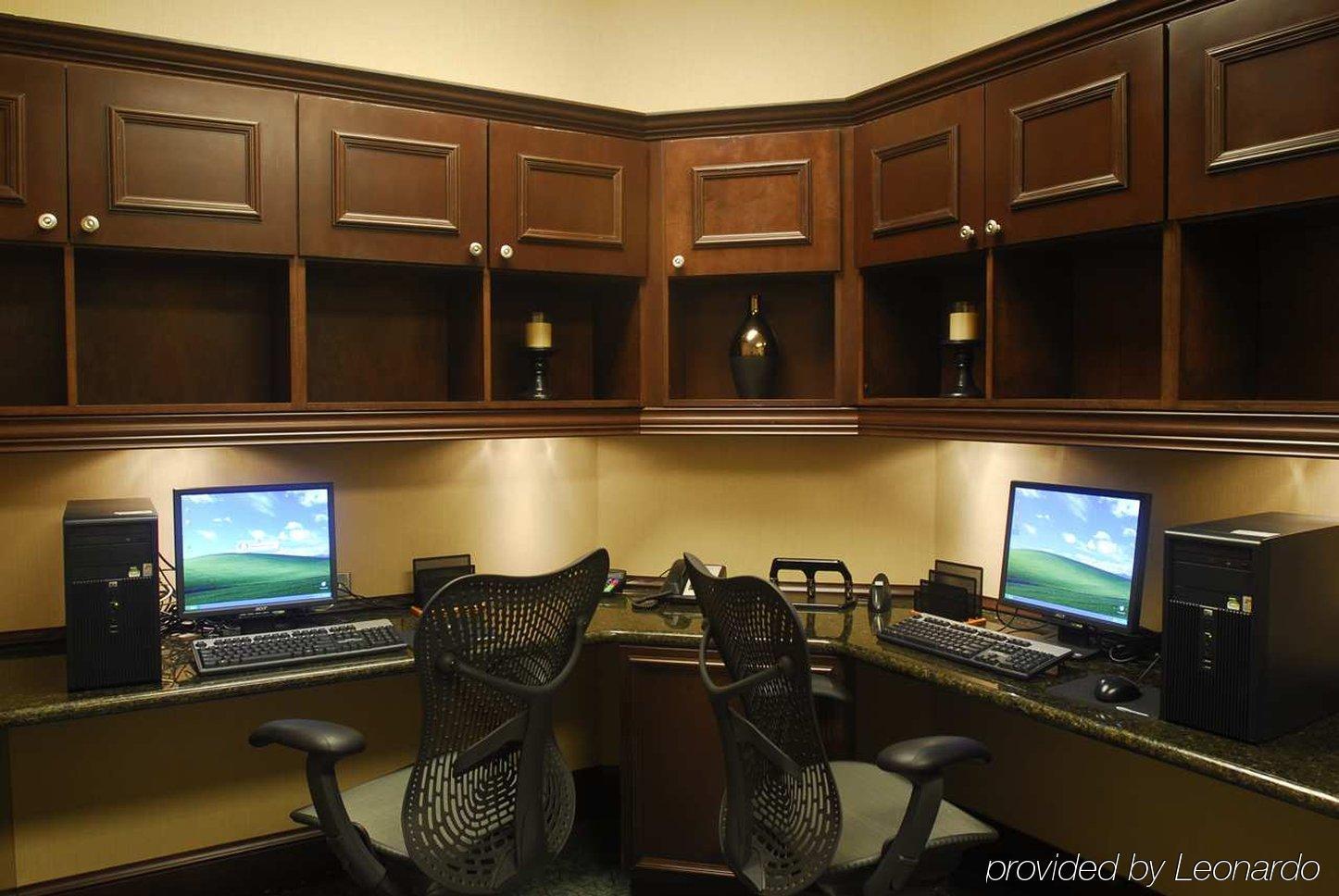 Hilton Garden Inn Hampton Coliseum Central Facilities photo